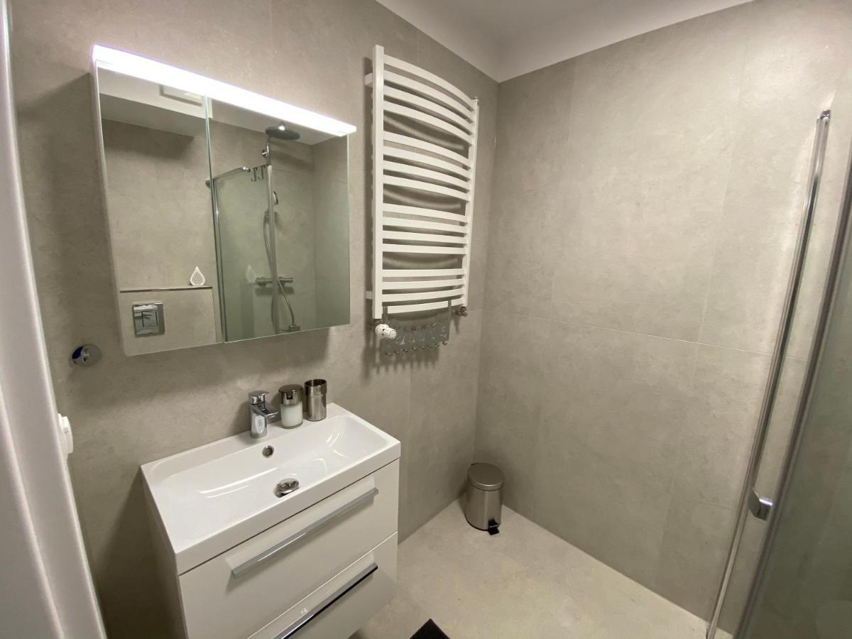 Rodzinny Apartament Platany Centrum Kołobrzeg Kültér fotó