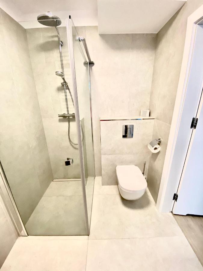 Rodzinny Apartament Platany Centrum Kołobrzeg Kültér fotó